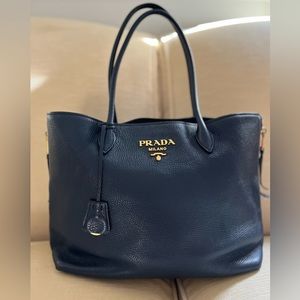 Prada Navy Blue Saffiano leather tote…fabulous condition!